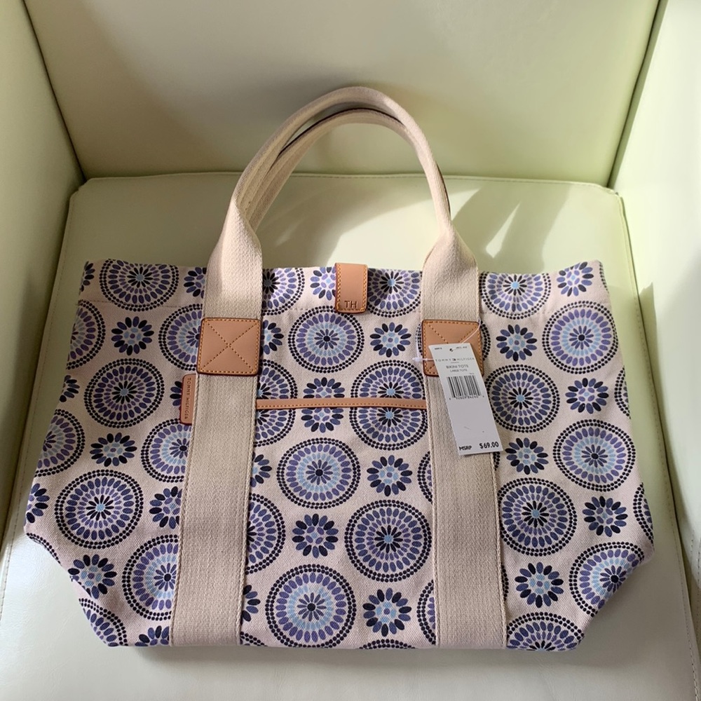 NWT Tommy Hilfiger Large Tote